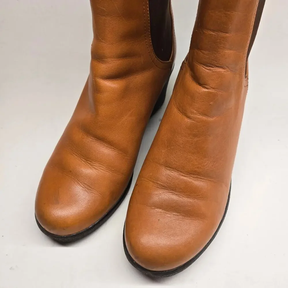 UGG Dupre Waterproof Leather Wedge Boots Size 8 Chestnut Chelsea Ankle Bootie
